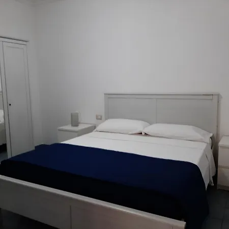 Eden Aparthotel *