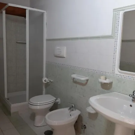 Aparthotel Eden *